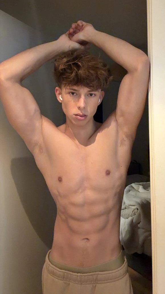 ARCHER @hung.archer